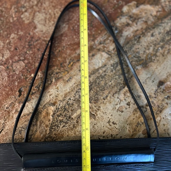 Louis Vuitton Authentic Epi Saint Tropez Black Bag - Picture 12 of 12